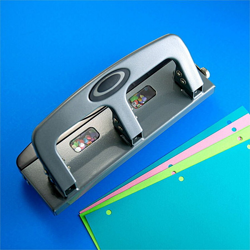 Officemate Deluxe 3-Hole Punch 3 Punch Head(s) - 20 Sheet of 20lb Paper - 9/32" Punch Size - Silver (90102)