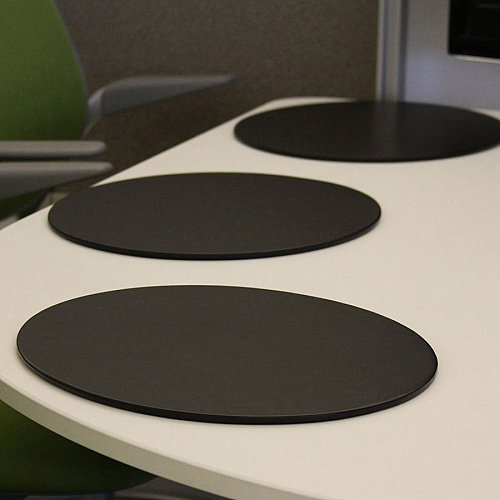 Dacasso Oval Conference Pad 17" Width x 14" Depth - Felt Backing - Leather - Black - 1 Each (P1014)