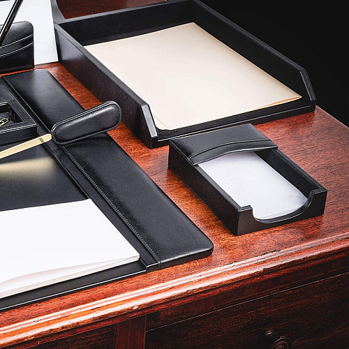 Dacasso 4x6 Memory Holder 1.4" Height x 4.8" Width x 6.8" Length - Leather - Black - 1 Each (A1009)