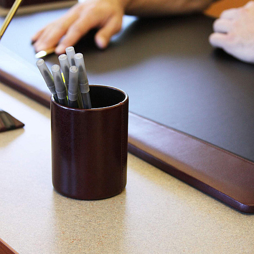 Dacasso Pencil Cup Leather - Black, Burgundy - 1 Each (A7010)