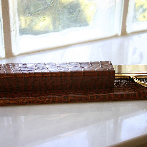 Dacasso Crocodile Embossed Leather Library Set 1 Each (A2027)