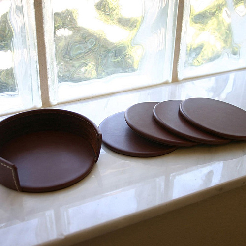 Dacasso Coaster Set with Holder 4 Coaster of 4" Diameter - Circle - Brown - Leather - 1Each - 1 Each (A3245)