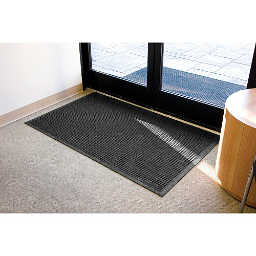Genuine Joe EcoGuard Indoor Wiper Floor Mats Indoor - 36" Length x 24" Width - Plastic, Rubber - Charcoal Gray - 1 Each (GJO58935)