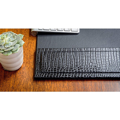 Dacasso Desk Pad Rectangular - 25.5" Width x 17.25000" Depth - Felt Black Backing - Top Grain Leather - Black - 1 Each (P2202)