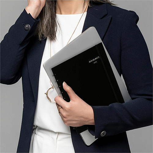At-A-Glance Move-A-Page Weekly/Monthly Appointment Book Julian Dates - Weekly, Monthly - 12 Month - January 2026 to January 2027 - 7:00 AM to 8:00 PM - Quarter-hourly, 7:00 AM to 5:45 PM - Quarter-hourly - 1 Week, 1 Month Double Page Layout - 8 (70950E05)