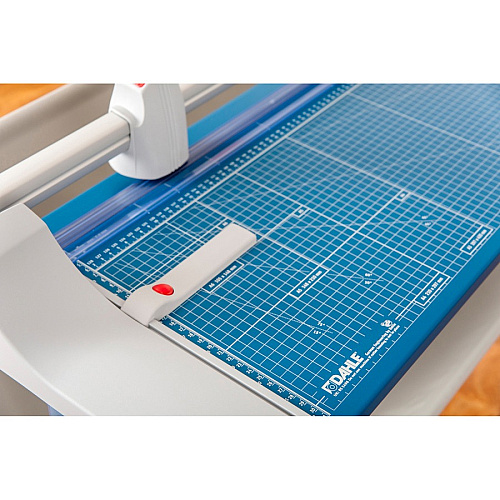 Dahle 446s Premium Rotary Trimmer w/stand