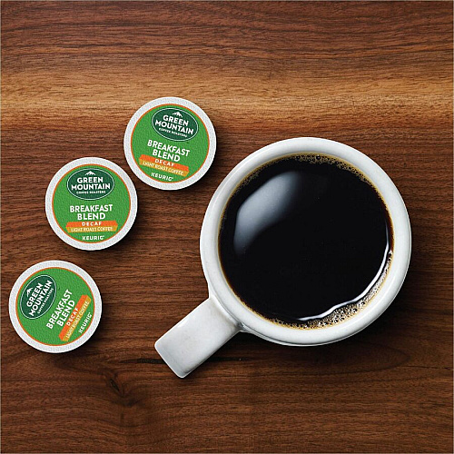 Green Mountain Coffee Roasters&reg; K-Cup Breakfast Blend Decaf Coffee Compatible with Keurig Brewer - Light - K-Cup - Decaffeinated - 24/Box - 4 / Carton (7522CT)