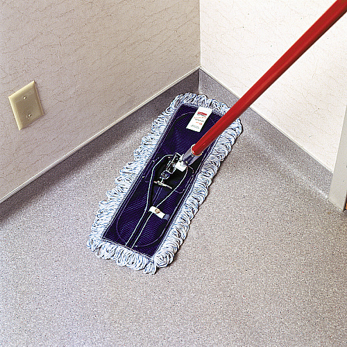 Rubbermaid Commercial Looped Fringe Finish Mop 5" Width x 18" Length - Rayon, Synthetic - 1 Each (E05200WH)