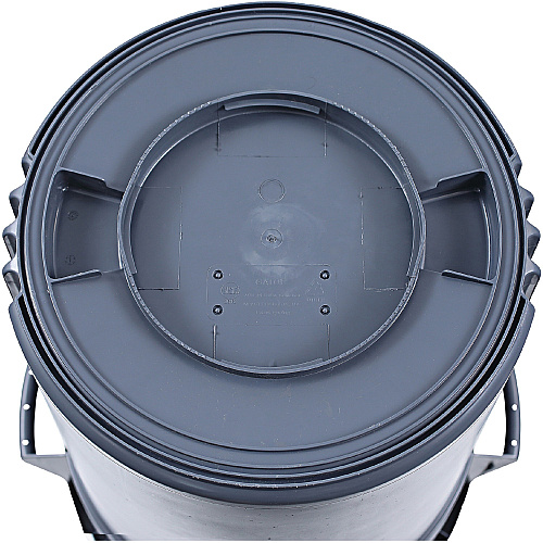 Genuine Joe 44-gallon Heavy-duty Trash Container 44 gal Capacity - Heavy Duty, Handle - 24" Height x 31.5" Width x 24" Depth - Gray - 4 / Carton (GJO11581CT)