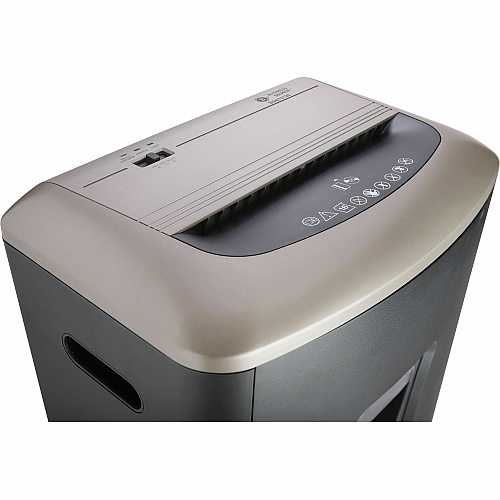 Business Source 6-gallon Bin Cross-cut Shredder Non-continuous Shredder - Cross Cut - 16 Per Pass - for shredding Paper, Staples, CD, DVD, Credit Card - P-3 - 8.88" Throat - 10 Minute Run Time - 30 Minute Cool Down Time - 6 gal Wastebin Capacit (BSN70120)
