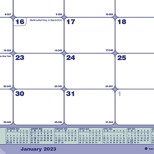 Brownline Monthly Desk Pad with Magnet, January to December, English (C181700A)