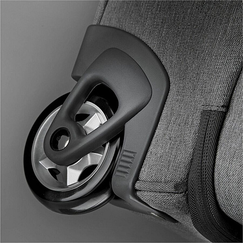 Solo Re:treat Travel/Luggage Case (Carry On) Travel Essential - Gray Handle - 22" Height x 14" Width x 7" Depth - 1 Each (UBN91410)