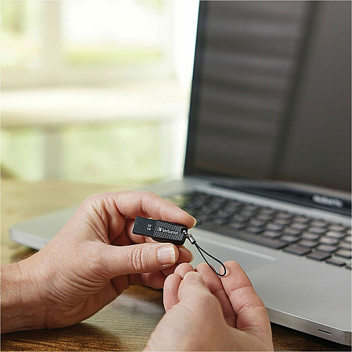Verbatim 32GB Ergo USB Flash Drive - Black 32 GB - USB 2.0 - Black - Lifetime Warranty - 1 Each (70876)