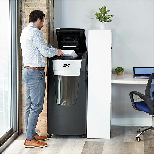 GBC AutoFeed+ Large Office Shredder, 750X, Super Cross-Cut, 750 Sheets Continuous Shredder - Super Cross Cut - 20 Per Pass - for shredding Credit Card, Paper Clip, Staples, Paper - P-4 - 4 Hour Run Time - 37 gal Wastebin Capacity - Black - 1  (WSM1757612)
