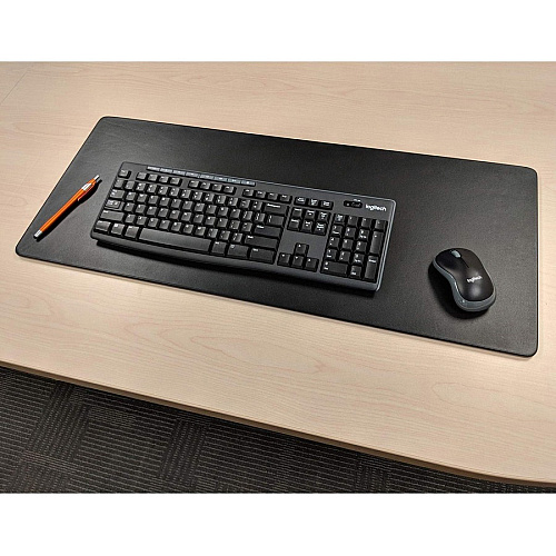 Dacasso Leather Keyboard/Mouse Desk Mat Rectangular - 30" Width - Top Grain Leather, Velveteen - Black - 1 Each (P1042)