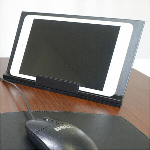 Dacasso Classic Leather Tablet Stand Velveteen, Top Grain Leather, Felt, Leather - Black - 1 Each (A1050)