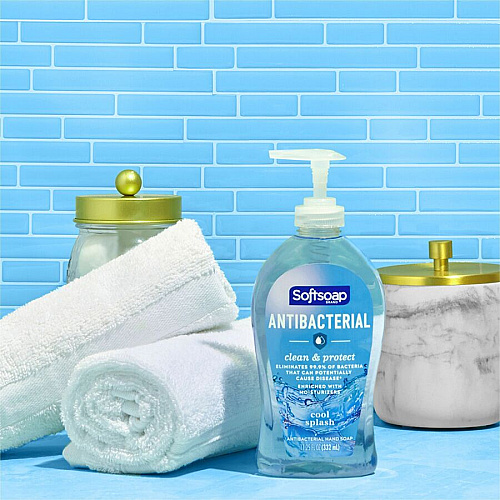 Softsoap Antibacterial Hand Soap Cool Splash Scent - 11.25 fl oz - Pump Bottle Dispenser - Bacteria Remover - Hand, Skin - Moisturizing - Antibacterial - Blue - Refillable, Recyclable, Paraben-free, Phthalate-free, Biodegradable, pH Balanced -  (US07327A)