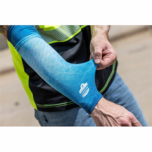 Chill-Its 6695 Sun Protection Arm Sleeves Blue - UV Protection, Moisture Wicking, Stretchable, Machine Washable (12195)