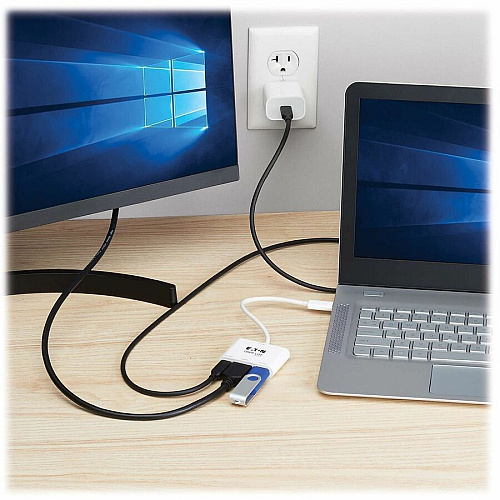 Tripp Lite series U444-06N-H4U-C3 HDMI/USB/USB-C Audio/Video Adapter