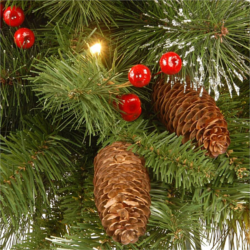National Tree Company National Tree Crestwood Spruce Decorative Wreath - Green Christmas Theme - 1 Each (729083868900)