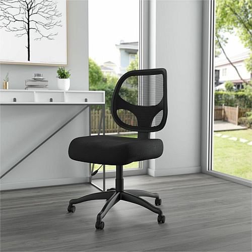 Boss Commercial Mesh-Back Task Chair High Density Foam (HDF) Seat Material - Mesh Back Material - 5-star Base - Black - Mesh, Fabric - 1 Each (605)