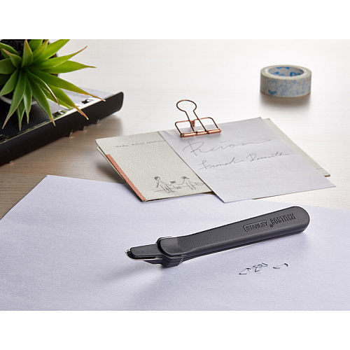 Bostitch Contemporary Staple Remover Plastic - Black - 1 Each (40000)