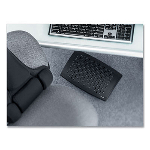 Fellowes Climate Control Footrest, 16.5w x 10d x 5.5, 6.5h, Black (8030901)