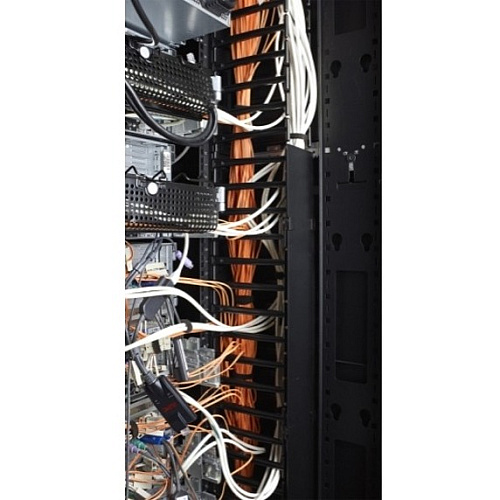 APC Hinged Covers For Netshelter Sx 750mm (AR7589)
