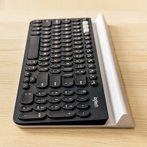 Logitech Multi-device Wireless Keyboard K780 (920008149)
