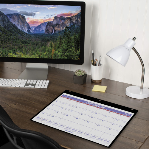 AtAGlance Academic Monthly Desk/Wall Calendar with Poly Holder (SK700