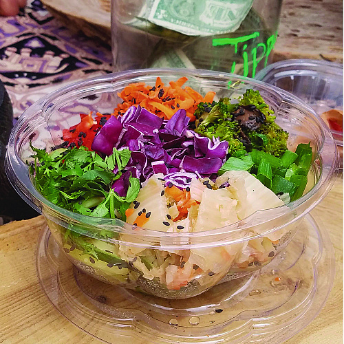 Eco-Products Renewable and Compostable Salad Bowls with Lids, 32 oz, Clear, Plastic, 50/Pack, 3 Packs/Carton (EPSB32)
