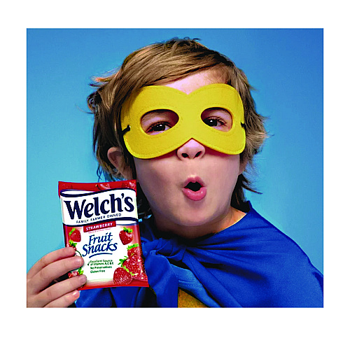 Welch's Fruit Snacks, Strawberry, 5 oz Pouch, 12/Box (PIM05096)