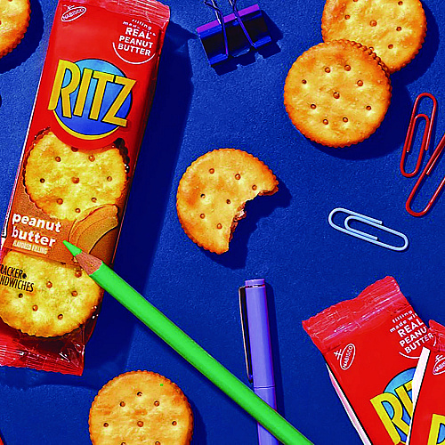 Nabisco Ritz Peanut Butter Cracker Sandwiches, 1.38 oz, 8/Pack (02104)