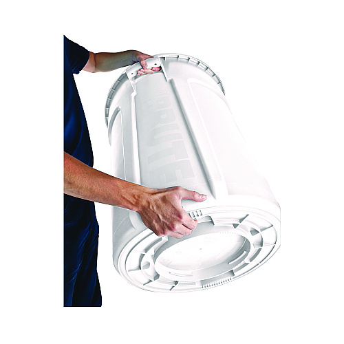 Rubbermaid Commercial Vented Round Brute Container, 10 gal, Plastic, White (2610WHI)