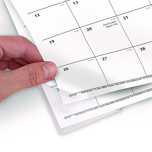 AT-A-GLANCE Compact Desk Pad, 18 x 11, White Sheets, Black Binding, Clear Corners, 12-Month (Jan to Dec): 2026 (SK1400)