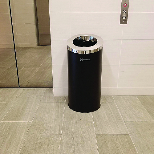 HLS Commercial Beveled Open Top Trash Can, 15 gal, Stainless Steel, Black (HLSC04G15B)