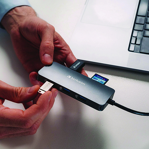 Verbatim USB-C Pro Multiport Hub9 Port, Gray (32152)