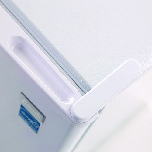 Avanti 1.6 Cu. Ft. Compact Refrigerator with Chiller Compartment, White (RM16J0W17X0W)