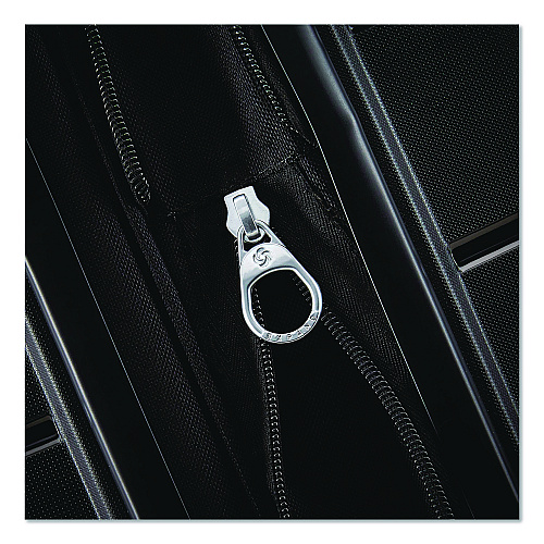 Samsonite Freeform Hard Side Carry-On Suitcase, Four-Wheeled Spinner, 19.6 x 13.4 x 27.95, Black (782561041)