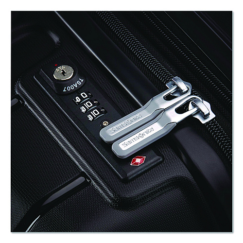 Samsonite Freeform Hard Side Carry-On Suitcase, Four-Wheeled Spinner, 20.95 x 13.8 x 31.1, Black (782571041)