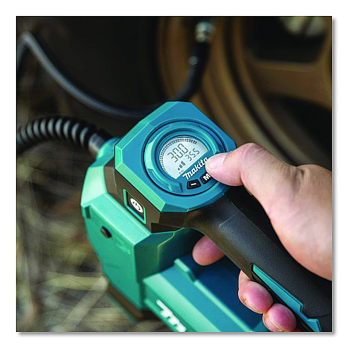 Makita 18V LXT Li-Ion High-Pressure Inflator (Tool Only), Three Speed Settings, 160 psi, 25.5" Inflator Hose (DMP181ZX)
