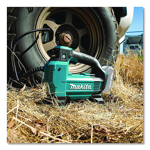 Makita 18V LXT Li-Ion High-Pressure Inflator (Tool Only), Three Speed Settings, 160 psi, 25.5" Inflator Hose (DMP181ZX)