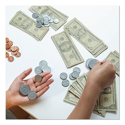 Educational Insights Play Money Deluxe Set, Grades K to 4, 750 Pieces (3059)