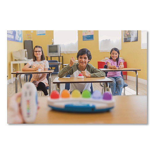 Educational Insights Wireless Eggspert with Six Student Buttons and One Teacher Remote, Ages 6 and Up, 8 Pieces (7886)