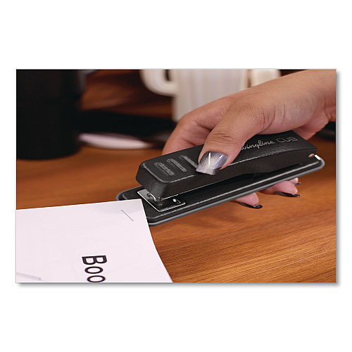 Swingline Cub Compact Metal Stapler, 20 Sheet Capacity, Matte Black (1068)