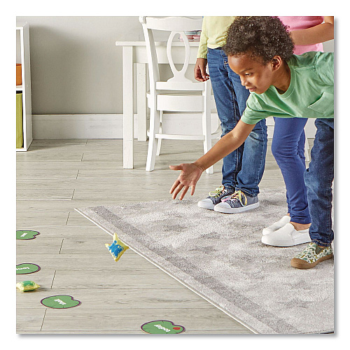 Learning Resources Sight Word Toss, 1 to 6 Players, Grades 1 to 3, 220 Pieces (LER4698)