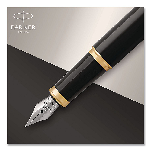 Parker IM Fountain Pen with Gift Box, Medium Fountain Nib, Blue Ink, Black Lacquer/Gold Barrel (1931645)