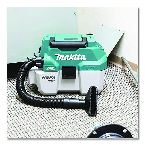 Makita LXT 18 V Li-Ion HEPA Dust Extractor/Vacuum (Tool Only), 2 gal Tank Capacity, Black/Teal/White (XCV11Z)