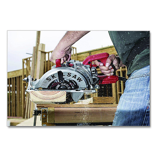 SKIL 7-1/4" Lightweight Magnesium Worm Drive Circular Saw with Carbide Blade, 2,800 SPM, 0 to +53 Degree Bevel Range, 24 T Blade (SPT77WML01)