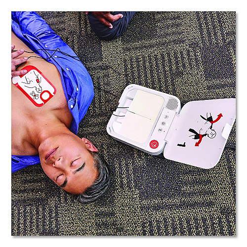 CARDIACT LIFEPAK CR2 USB Defibrillator, Semi-Automatic, English, Handle (99512001435)